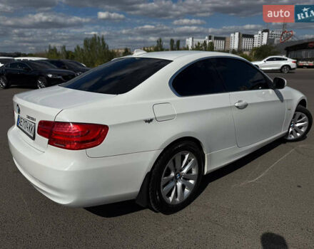Белый БМВ 3 Серия, объемом двигателя 3 л и пробегом 213 тыс. км за 10800 $, фото 18 на Automoto.ua