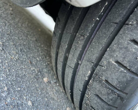 Белый БМВ 3 Серия, объемом двигателя 3 л и пробегом 208 тыс. км за 10800 $, фото 14 на Automoto.ua