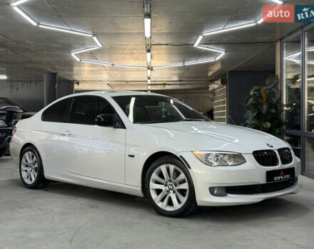 Білий БМВ 3 Серія, об'ємом двигуна 3 л та пробігом 108 тис. км за 10500 $, фото 1 на Automoto.ua