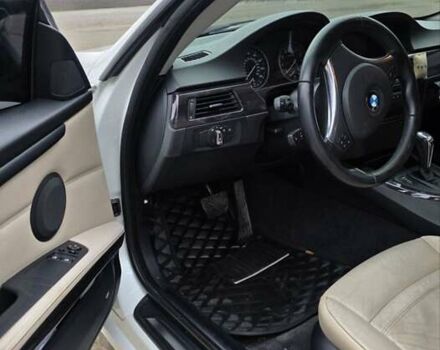 Белый БМВ 3 Серия, объемом двигателя 3 л и пробегом 111 тыс. км за 13600 $, фото 23 на Automoto.ua