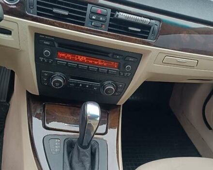 Білий БМВ 3 Серія, об'ємом двигуна 3 л та пробігом 132 тис. км за 10300 $, фото 6 на Automoto.ua