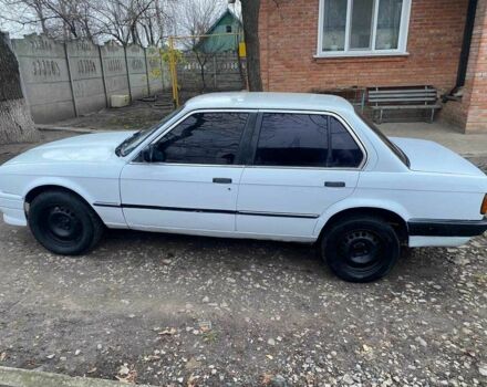 Белый БМВ 3 Серия, объемом двигателя 2.5 л и пробегом 340 тыс. км за 1400 $, фото 3 на Automoto.ua