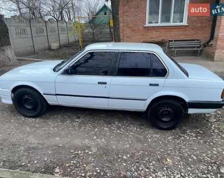 Белый БМВ 3 Серия, объемом двигателя 2.5 л и пробегом 300 тыс. км за 1400 $, фото 4 на Automoto.ua