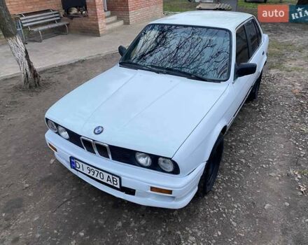 Белый БМВ 3 Серия, объемом двигателя 2.5 л и пробегом 300 тыс. км за 1400 $, фото 3 на Automoto.ua