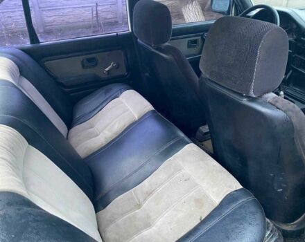 Белый БМВ 3 Серия, объемом двигателя 2.5 л и пробегом 340 тыс. км за 1400 $, фото 13 на Automoto.ua