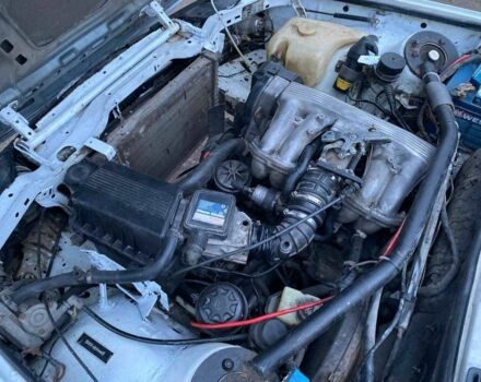 Белый БМВ 3 Серия, объемом двигателя 2.5 л и пробегом 340 тыс. км за 1400 $, фото 14 на Automoto.ua