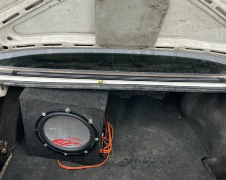 Белый БМВ 3 Серия, объемом двигателя 1.8 л и пробегом 287 тыс. км за 1499 $, фото 6 на Automoto.ua