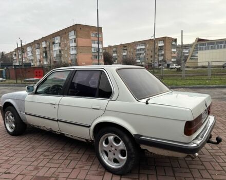 Белый БМВ 3 Серия, объемом двигателя 2.4 л и пробегом 300 тыс. км за 1250 $, фото 5 на Automoto.ua