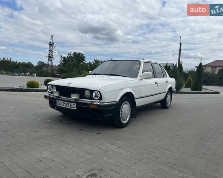 Белый БМВ 3 Серия, объемом двигателя 2.44 л и пробегом 324 тыс. км за 2200 $, фото 1 на Automoto.ua