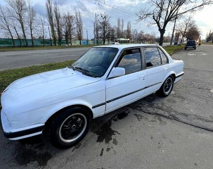 Белый БМВ 3 Серия, объемом двигателя 1.8 л и пробегом 200 тыс. км за 1700 $, фото 5 на Automoto.ua