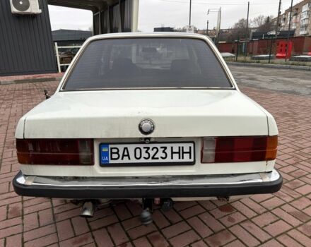 Белый БМВ 3 Серия, объемом двигателя 2.4 л и пробегом 300 тыс. км за 1250 $, фото 4 на Automoto.ua