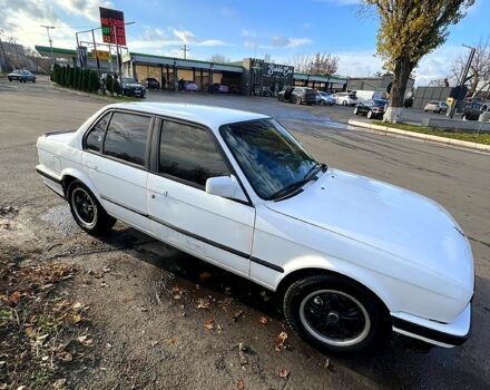 Белый БМВ 3 Серия, объемом двигателя 1.8 л и пробегом 200 тыс. км за 1700 $, фото 4 на Automoto.ua