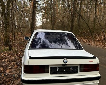 Белый БМВ 3 Серия, объемом двигателя 1.8 л и пробегом 200 тыс. км за 1700 $, фото 1 на Automoto.ua