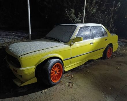 Белый БМВ 3 Серия, объемом двигателя 1.8 л и пробегом 250 тыс. км за 1600 $, фото 3 на Automoto.ua