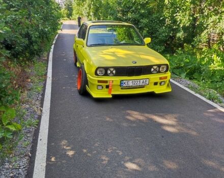 Белый БМВ 3 Серия, объемом двигателя 1.8 л и пробегом 250 тыс. км за 1600 $, фото 5 на Automoto.ua