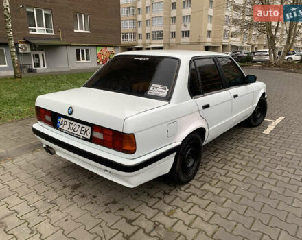 Білий БМВ 3 Серія, об'ємом двигуна 1.8 л та пробігом 300 тис. км за 2000 $, фото 3 на Automoto.ua