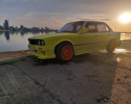 Белый БМВ 3 Серия, объемом двигателя 1.8 л и пробегом 250 тыс. км за 1600 $, фото 7 на Automoto.ua