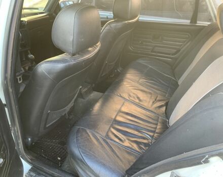 Белый БМВ 3 Серия, объемом двигателя 1.8 л и пробегом 250 тыс. км за 1100 $, фото 5 на Automoto.ua