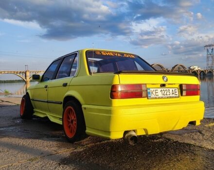 Белый БМВ 3 Серия, объемом двигателя 1.8 л и пробегом 250 тыс. км за 1600 $, фото 6 на Automoto.ua