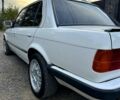 Белый БМВ 3 Серия, объемом двигателя 1.8 л и пробегом 200 тыс. км за 2500 $, фото 6 на Automoto.ua