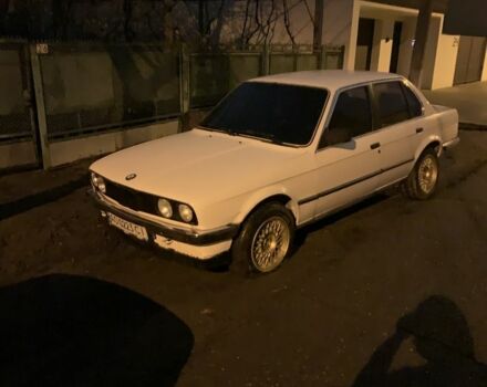 Белый БМВ 3 Серия, объемом двигателя 1.8 л и пробегом 250 тыс. км за 1100 $, фото 1 на Automoto.ua