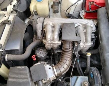 Білий БМВ 3 Серія, об'ємом двигуна 1.6 л та пробігом 370 тис. км за 1500 $, фото 12 на Automoto.ua