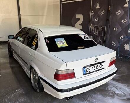 Белый БМВ 3 Серия, объемом двигателя 1.8 л и пробегом 77 тыс. км за 4000 $, фото 1 на Automoto.ua