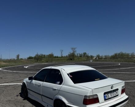 Белый БМВ 3 Серия, объемом двигателя 1.8 л и пробегом 77 тыс. км за 4000 $, фото 4 на Automoto.ua