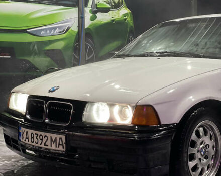 Белый БМВ 3 Серия, объемом двигателя 1.6 л и пробегом 270 тыс. км за 1800 $, фото 1 на Automoto.ua