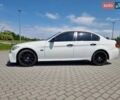 Белый БМВ 3 Серия, объемом двигателя 2 л и пробегом 165 тыс. км за 6989 $, фото 4 на Automoto.ua
