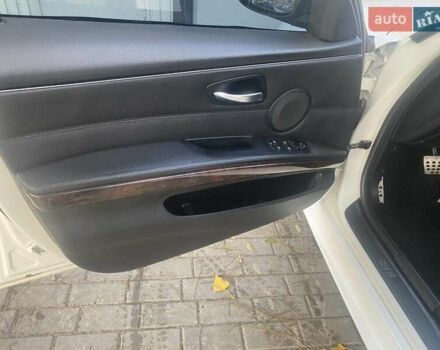 Білий БМВ 3 Серія, об'ємом двигуна 2 л та пробігом 190 тис. км за 7800 $, фото 5 на Automoto.ua