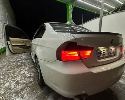 Білий БМВ 3 Серія, об'ємом двигуна 3 л та пробігом 221 тис. км за 9000 $, фото 27 на Automoto.ua