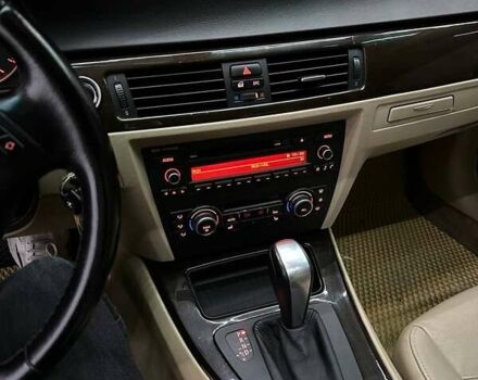 Білий БМВ 3 Серія, об'ємом двигуна 3 л та пробігом 221 тис. км за 9000 $, фото 5 на Automoto.ua