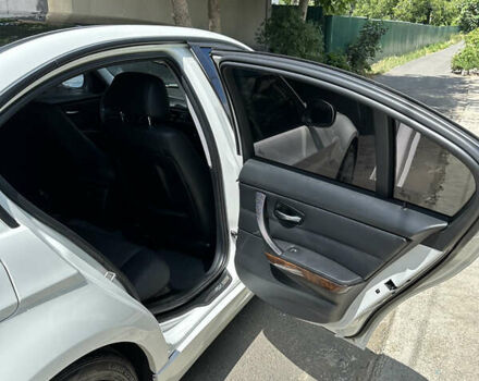 Белый БМВ 3 Серия, объемом двигателя 3 л и пробегом 232 тыс. км за 9700 $, фото 13 на Automoto.ua