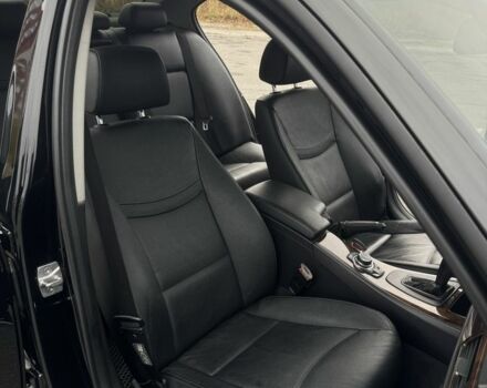 Белый БМВ 3 Серия, объемом двигателя 3 л и пробегом 218 тыс. км за 9500 $, фото 19 на Automoto.ua