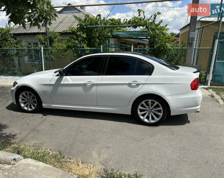 Белый БМВ 3 Серия, объемом двигателя 3 л и пробегом 232 тыс. км за 9700 $, фото 5 на Automoto.ua