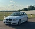 Белый БМВ 3 Серия, объемом двигателя 3 л и пробегом 311 тыс. км за 8000 $, фото 1 на Automoto.ua