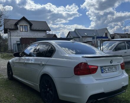 Белый БМВ 3 Серия, объемом двигателя 3 л и пробегом 215 тыс. км за 9500 $, фото 10 на Automoto.ua