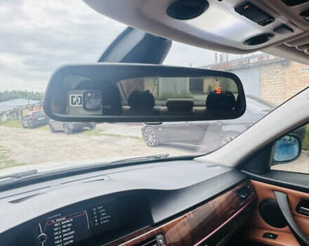 Белый БМВ 3 Серия, объемом двигателя 3 л и пробегом 235 тыс. км за 10800 $, фото 10 на Automoto.ua