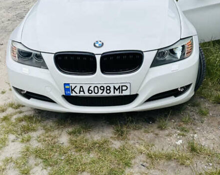 Белый БМВ 3 Серия, объемом двигателя 3 л и пробегом 235 тыс. км за 10800 $, фото 19 на Automoto.ua
