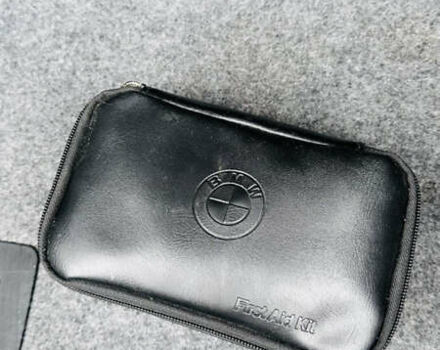 Белый БМВ 3 Серия, объемом двигателя 3 л и пробегом 235 тыс. км за 10800 $, фото 30 на Automoto.ua