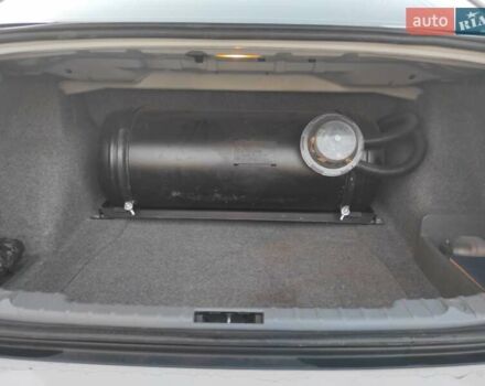 Белый БМВ 3 Серия, объемом двигателя 3 л и пробегом 180 тыс. км за 10200 $, фото 7 на Automoto.ua