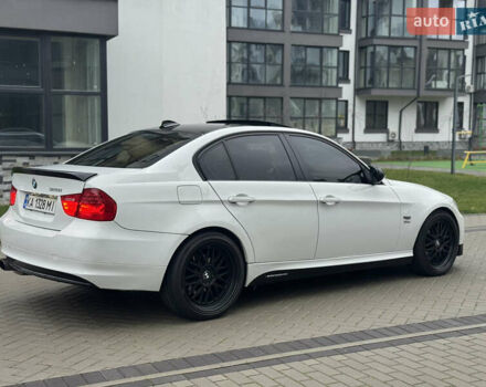 Белый БМВ 3 Серия, объемом двигателя 3 л и пробегом 276 тыс. км за 9450 $, фото 14 на Automoto.ua