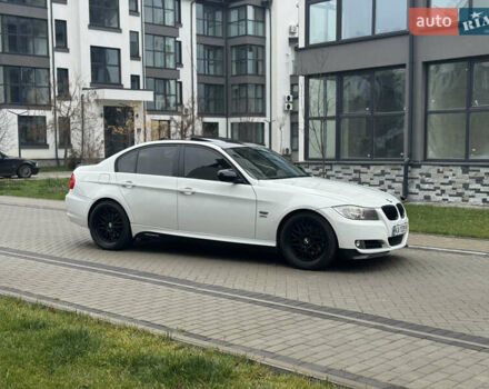 Белый БМВ 3 Серия, объемом двигателя 3 л и пробегом 276 тыс. км за 9450 $, фото 15 на Automoto.ua