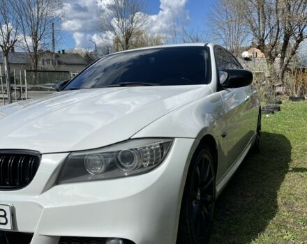 Белый БМВ 3 Серия, объемом двигателя 3 л и пробегом 215 тыс. км за 9500 $, фото 6 на Automoto.ua