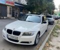 Белый БМВ 3 Серия, объемом двигателя 3 л и пробегом 135 тыс. км за 9800 $, фото 1 на Automoto.ua