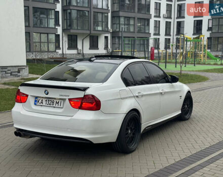Белый БМВ 3 Серия, объемом двигателя 3 л и пробегом 276 тыс. км за 9450 $, фото 3 на Automoto.ua