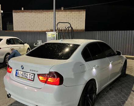 Белый БМВ 3 Серия, объемом двигателя 2.99 л и пробегом 311 тыс. км за 15000 $, фото 5 на Automoto.ua