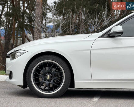 Білий БМВ 3 Серія, об'ємом двигуна 2 л та пробігом 106 тис. км за 13350 $, фото 11 на Automoto.ua