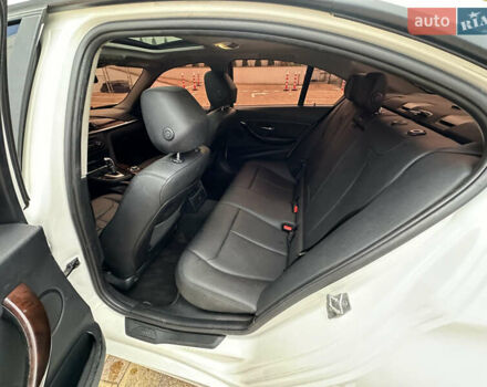 Белый БМВ 3 Серия, объемом двигателя 2 л и пробегом 204 тыс. км за 9850 $, фото 14 на Automoto.ua